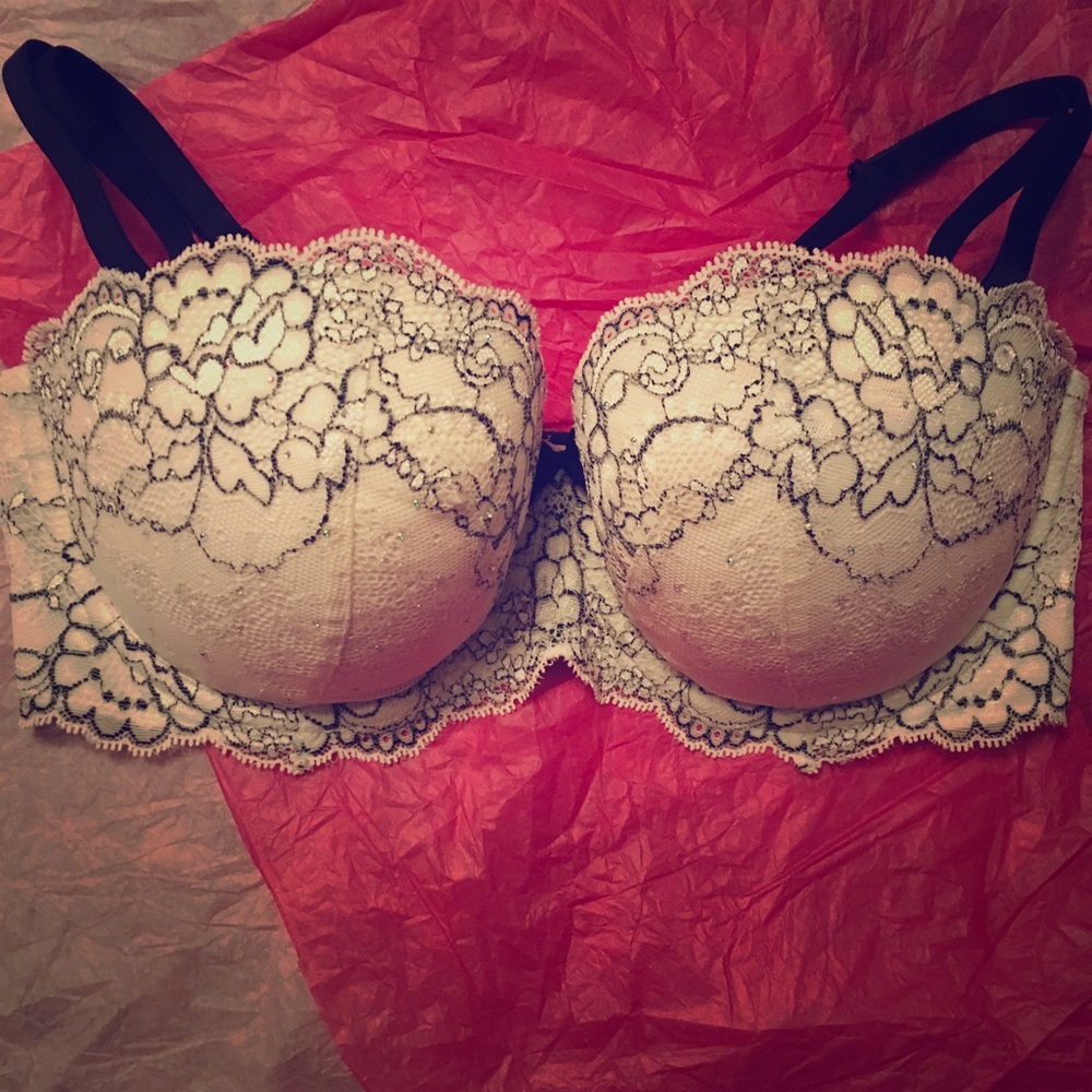 Victoria Secrets multi-way sparkle bra 32DD